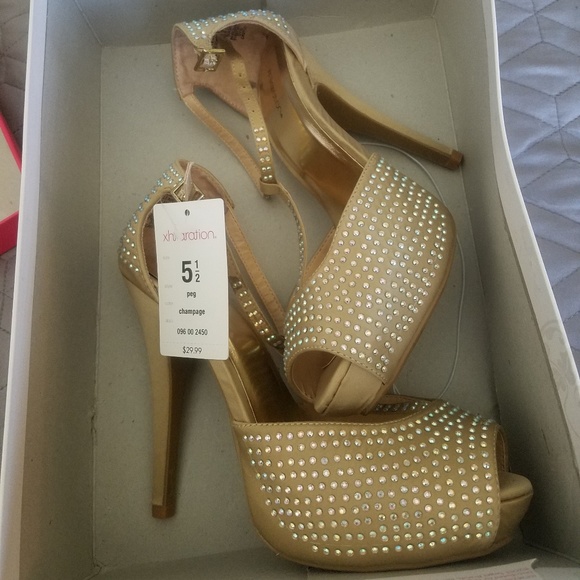 Heels - Picture 2 of 2